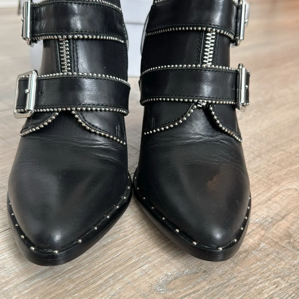Cute stud boot - Picture 4 of 7